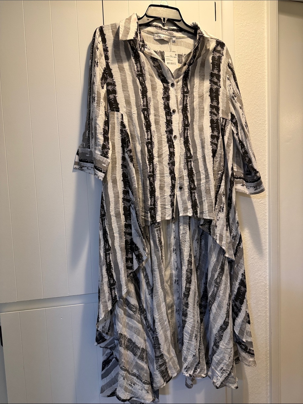 Patrizia Luca Black &White Striped Button-Front Three-quarter sleeve shirt dress